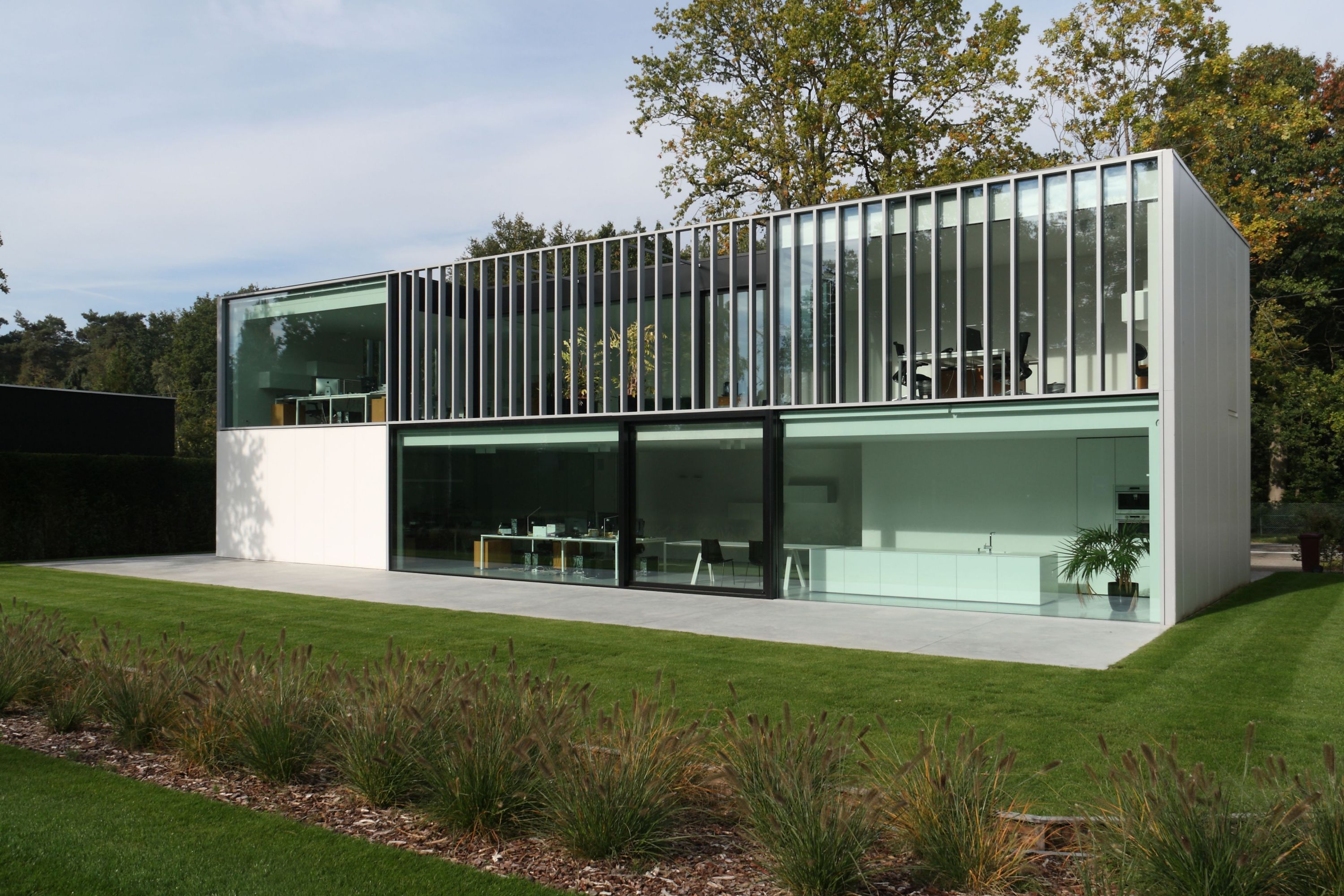 strakke minimalistische industriele woning  modern schoten vaart icoon architecten
